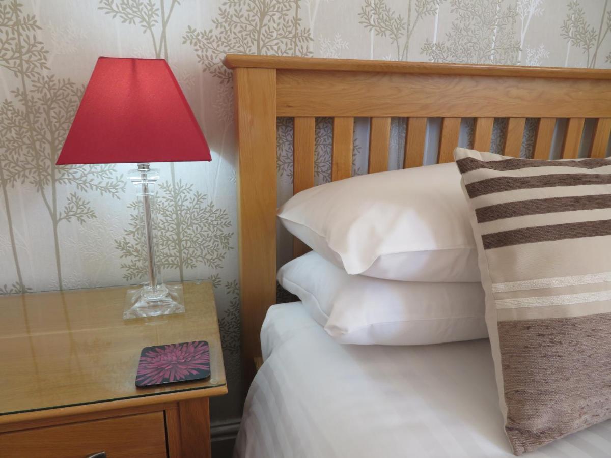 Hillside Bed & Breakfast Kendal Bagian luar foto