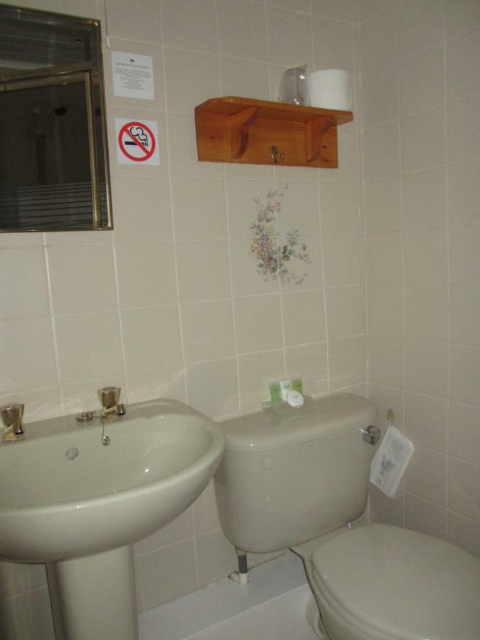 Hillside Bed & Breakfast Kendal Bagian luar foto